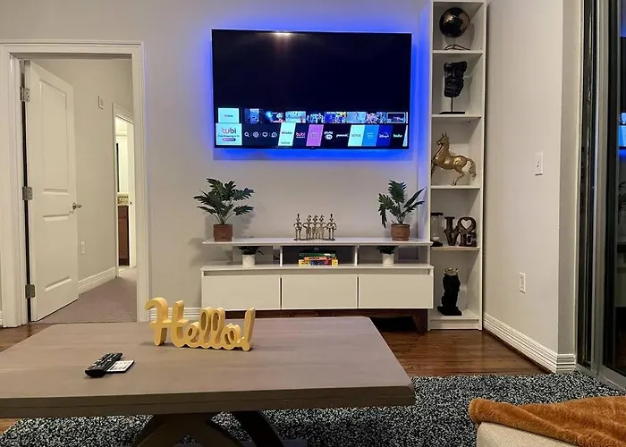Luxury Hi-Rise 1Bd In Galleria W King Bed/Pool/Gym